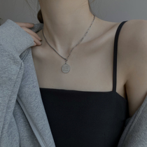 Necklace 2021 new female niche light extravagant simple pendant choker cold wind female ins hip hop summer