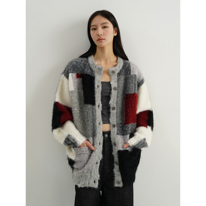 Masonprince X Mpaa Holiday Limited Edition Warm Fireplace Checkerboard Pattern Hand-Knitted Wool Sweater
