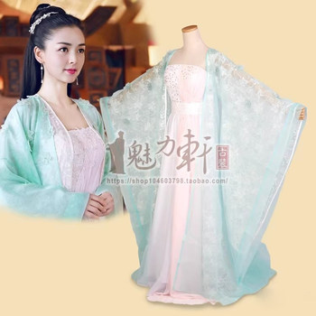 The Same Style of Clothing as Bai Pingting from the Drama 