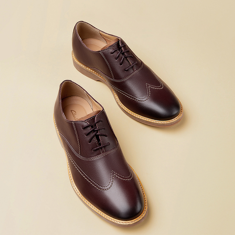 Clarks 其乐 Atticus Vibe 男式牛津鞋 ¥301起 三色可选 天猫¥1409 Clarks 其乐 Atticus Vibe 男式牛津鞋 ¥301起 三色可选 天猫¥1409