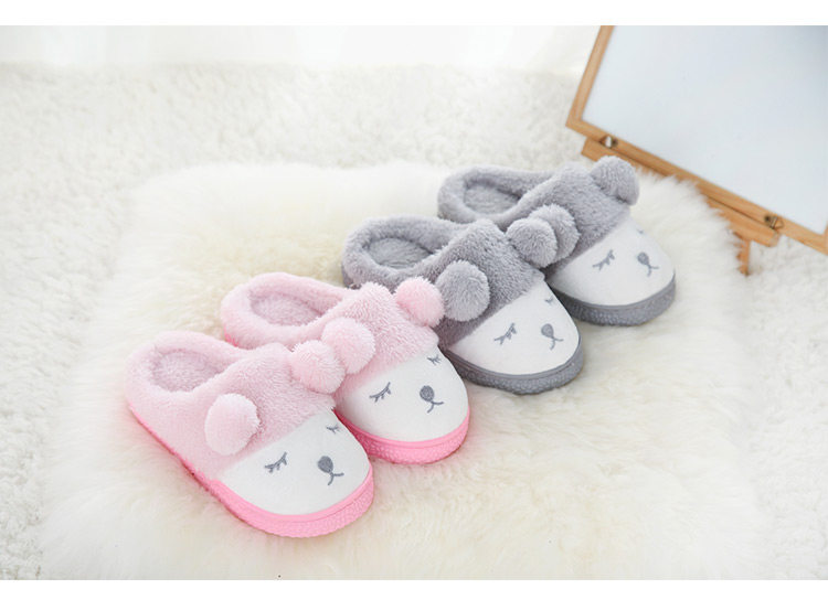 Pantoufles enfants en suède pour hiver - semelle caoutchouc - Ref 1032333 Image 28