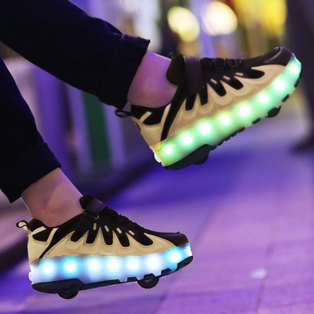 Storm Walking Shoes Children Charging Luminous Sole With Wheels Two Wheels Sliding Shoes Little Boy Girl 28-40 yards to play