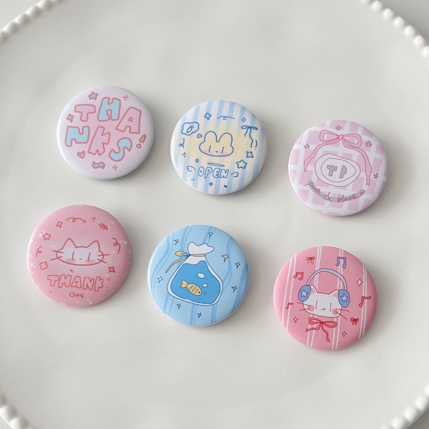 Original New Mini Vintage Cake Cute Cartoon Journal Decoration 45mm Badge Pin Girly Style