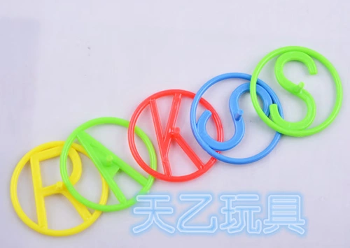 Заводская мини -тип дешевая буква формы маленькой на гироскопе yiwu Детская игрушечная вечеринка вечеринка вечеринка по подарочной вечеринке