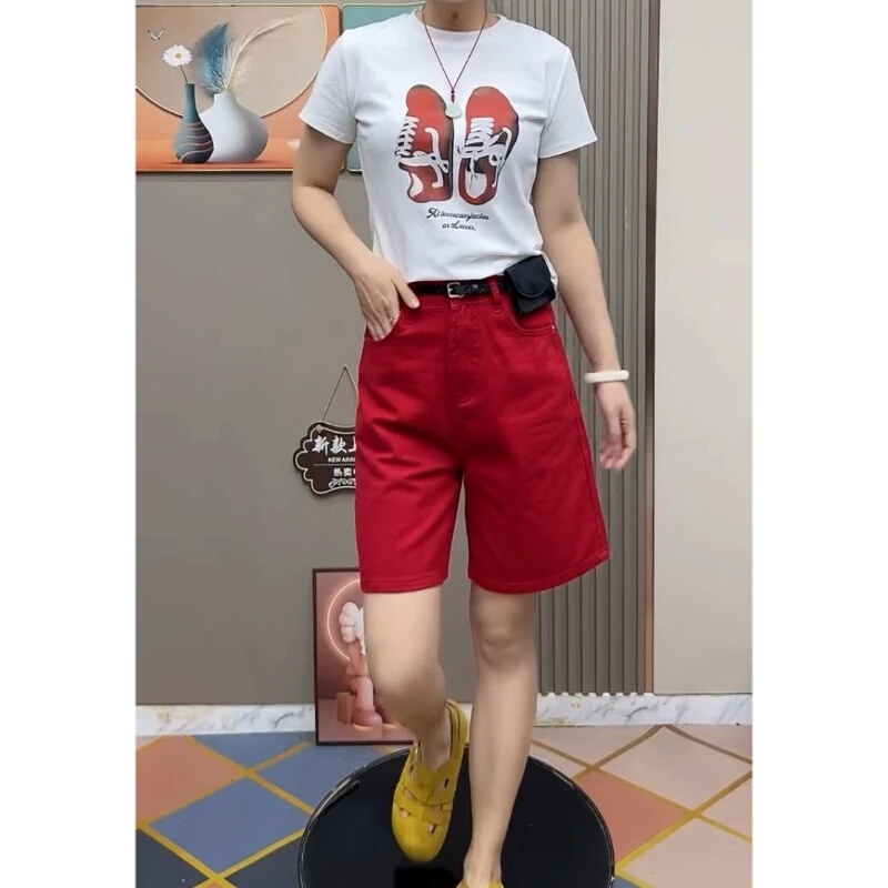 2025 Summer Pear-Shaped Body Red Simple Denim Shorts for Women Plus Size Loose Fashion Versatile Slimming Quarter Pants