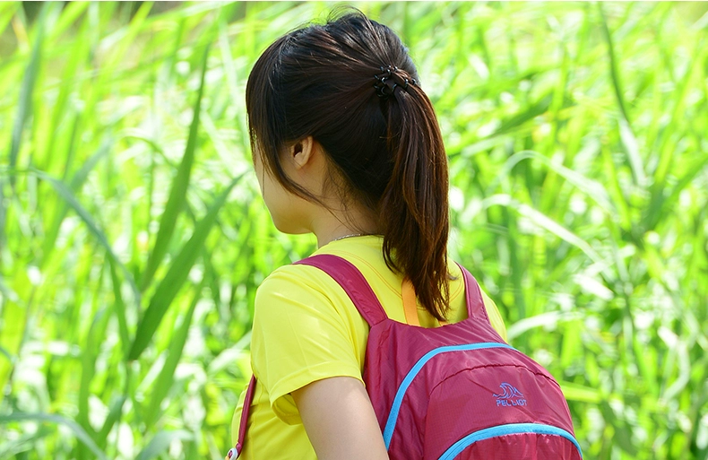 Pelliot và ba lô Đàn ông và phụ nữ có thể gập lại nhẹ gói da gói túi đi bộ chống nước cầm tay