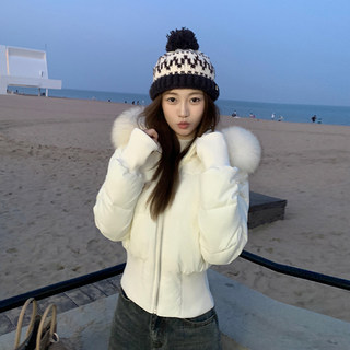 小海鸥白色连帽短款收腰羽绒服女2025冬季新款大毛领短外套小个子