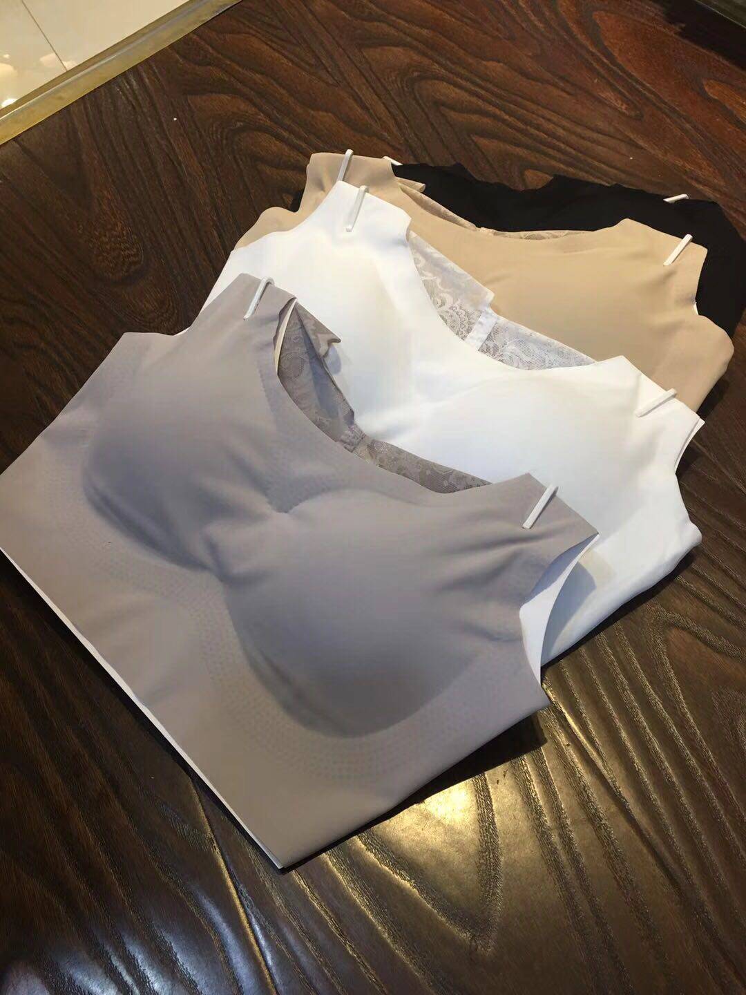 Japan No Scratches Underwear 008 Sports Coalless Bra Reassuring Lace No Steel Ring Bra 6251 liters Edition Breasted Breast