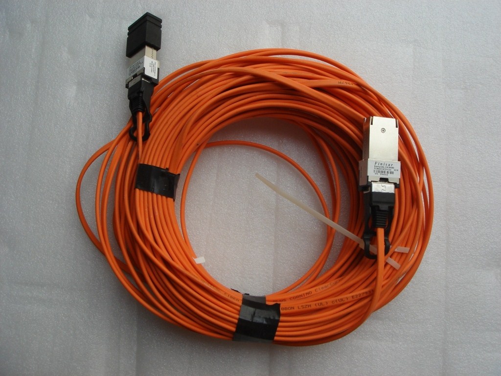 High speed optical module CXP AOC-850nm-2 5G~10G-0 01km FCBGD10CD1C10 10m