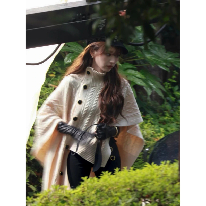 Pd's Greatest Work, Tian Xiwei's Same Style, Vintage Rich Girl Style Cape Sweater, Atmospheric Knit Top 0346
