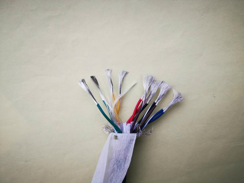 Imported Wire & Cable US California MOX Imports 12 0 55 Core 55 Squared Shield Tinned double twisted drag chain Gao Johan