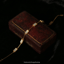 Moonlight Treasure Box Man light luxury white shell bracelet silver gold-plated simple square retro court style hand decoration gift