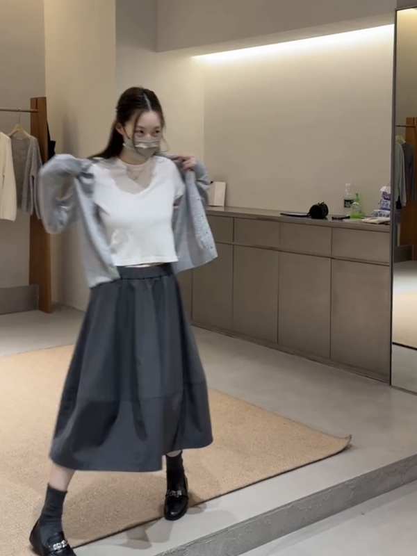 Oker New Arrivals for Autumn ~ Korean Style 2026 Gray Cardigan + White Short-Sleeved Tee + Gray Floral Skirt Set