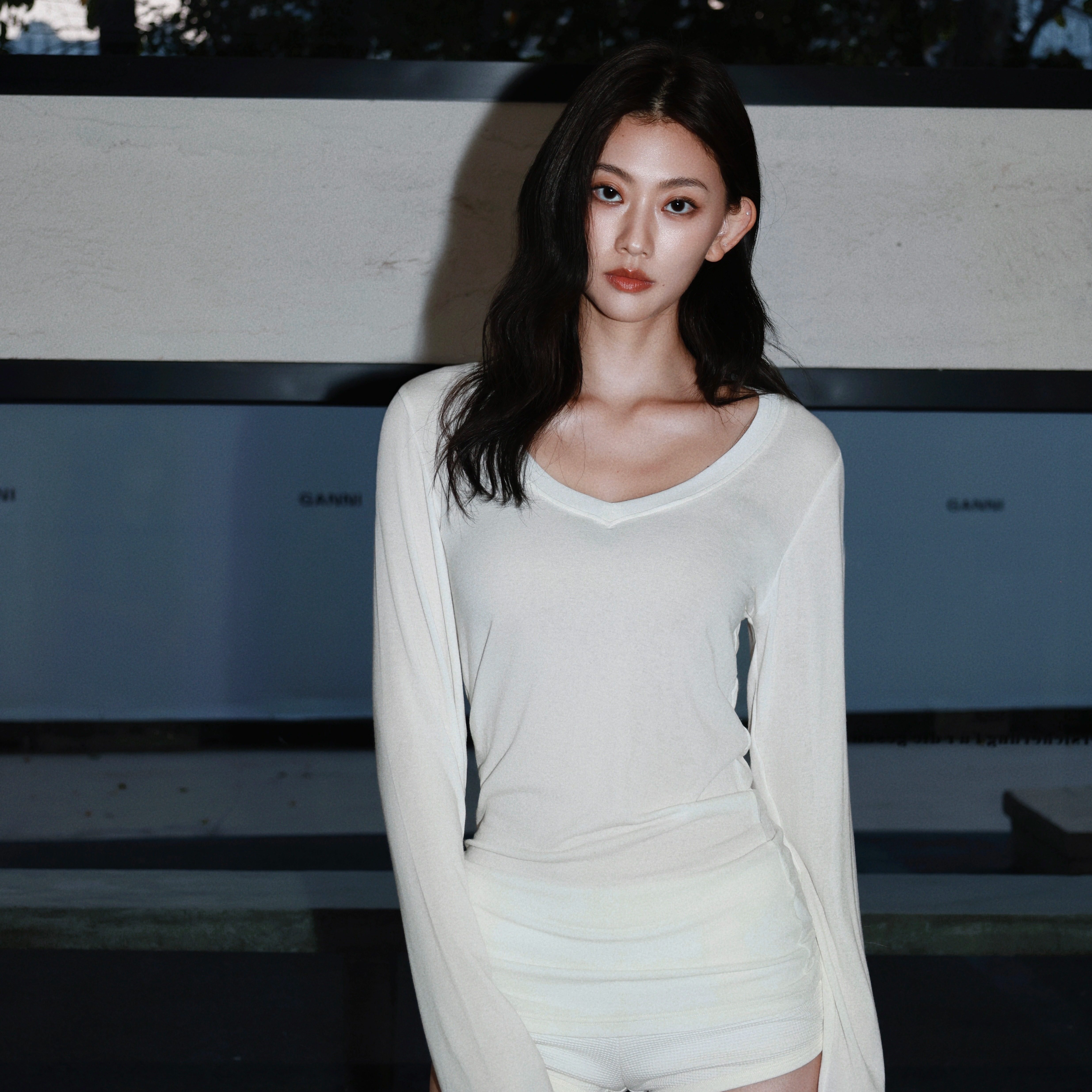 什么样的23mm白色印花书角最受欢迎？