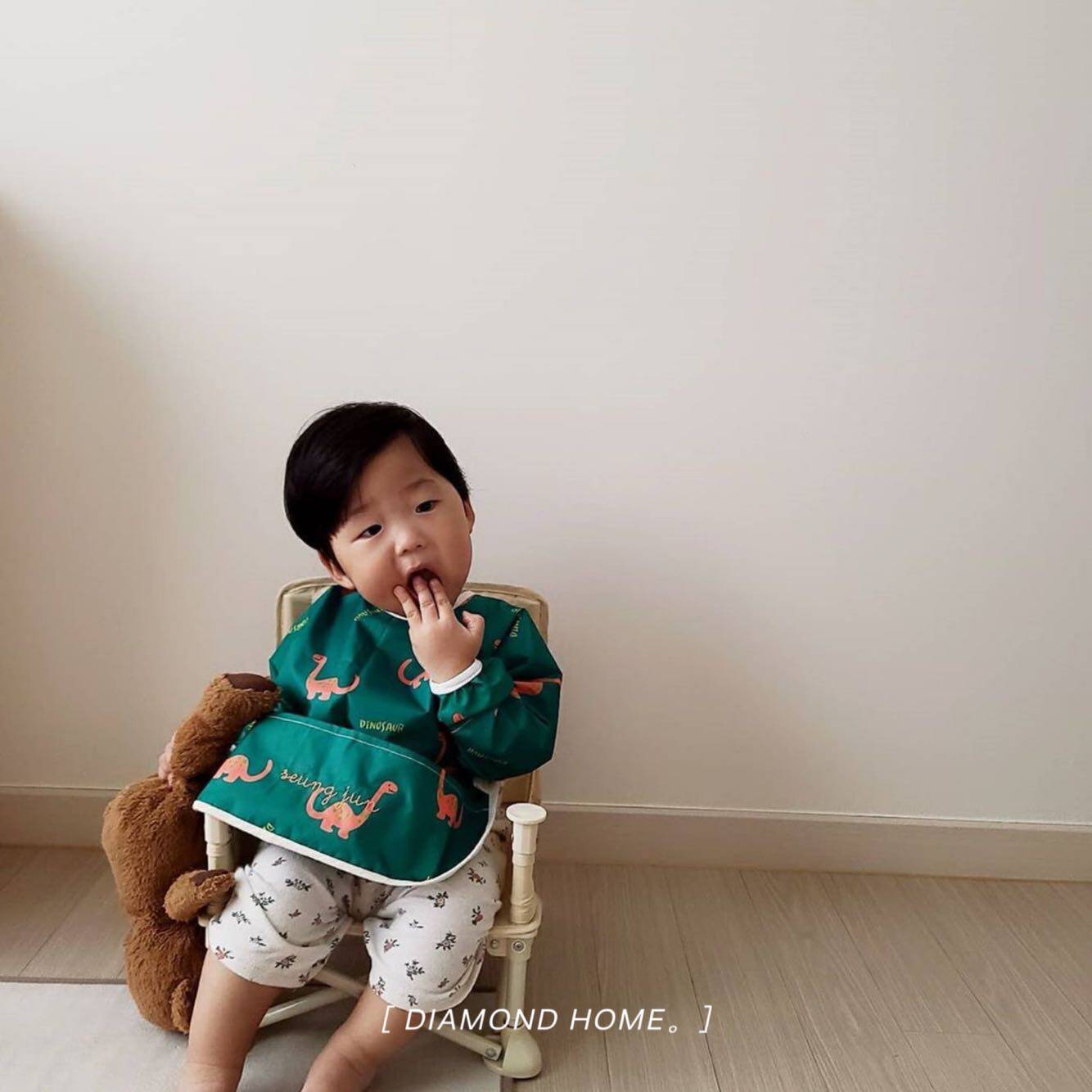Korean ins baby eating anti-dressing Baby bear bib Waterproof anti-dirty kindergarten painting clothes hood