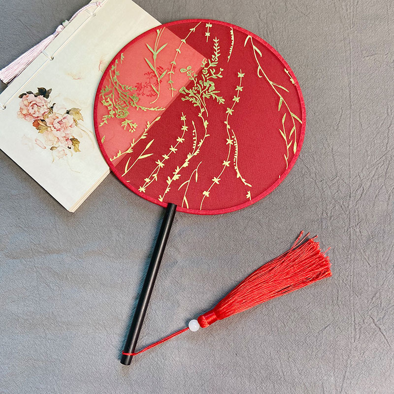 Red bridal fan Bronzing Chinese style Xiuhe diy handmade fan Chinese style round fan Ancient style court fan long handle