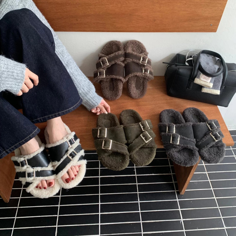 Hong Kong Outdoor Flat Double-Strap Birkenstock-Style Slip-On Sandals for Women, 2026 Autumn and Winter New Non-Slip Warm Furry Shoes