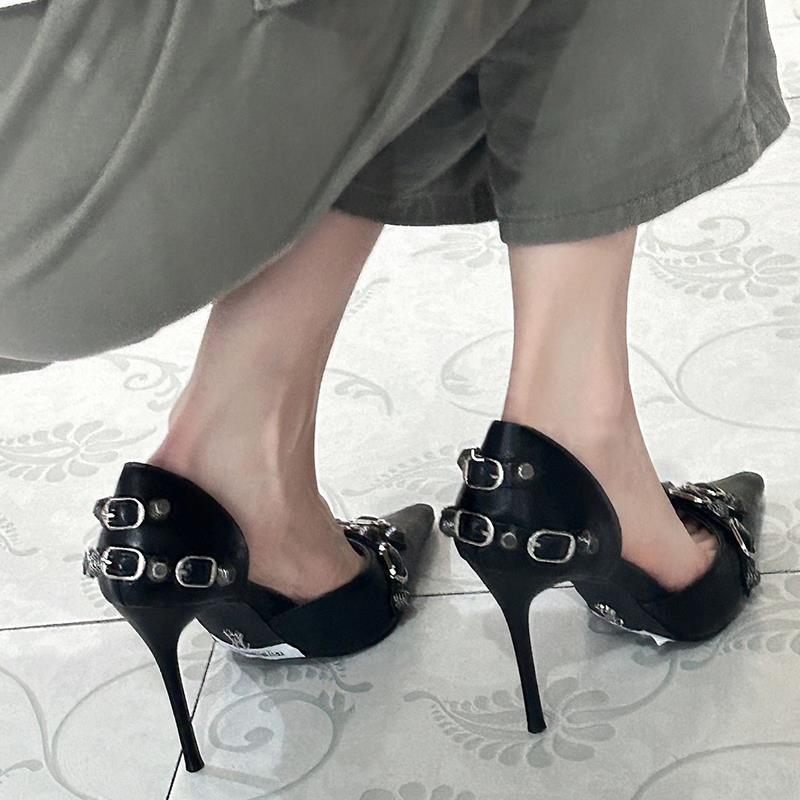 Hong Kong's New Style Genuine Leather Pointed-Toe Stiletto Heels with Rivets, Sexy Buckle Punk-Style Hollow-Out Shoes for Women Hong Kong's New Style Genuine Leather Pointed-Toe Stiletto Heels with Rivets, Sexy Buckle Punk-Style Hollow-Out Shoes for Women