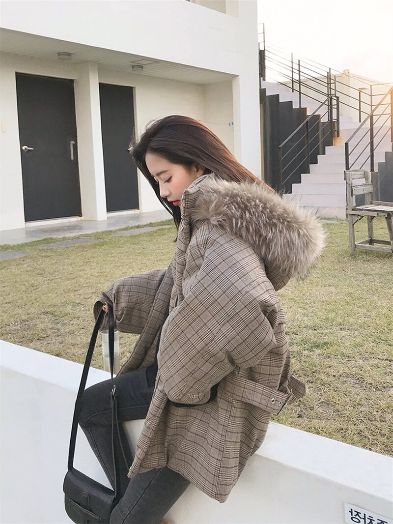 2020 new models of winter checkered cotton cloves with small sub-Han version loose and short and inset tide bread thickened down cotton clothing