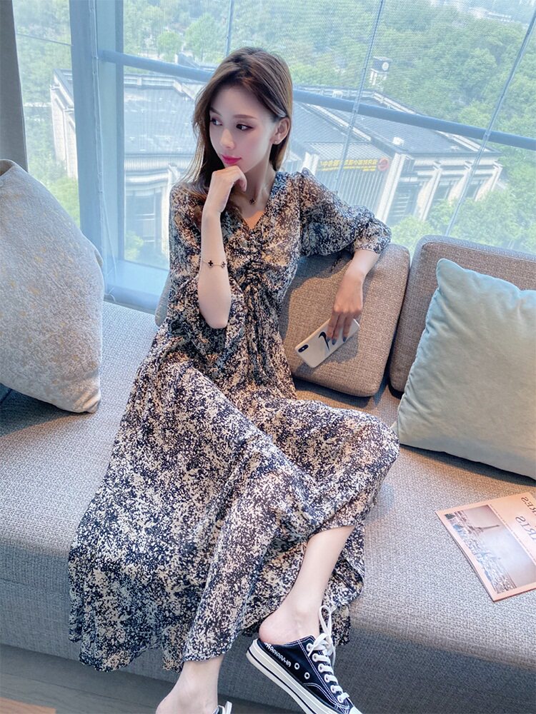 France 2021 summer fashion temperament French thin small dress floral chiffon summer dress women