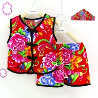 Красный жилет, комплект, платок