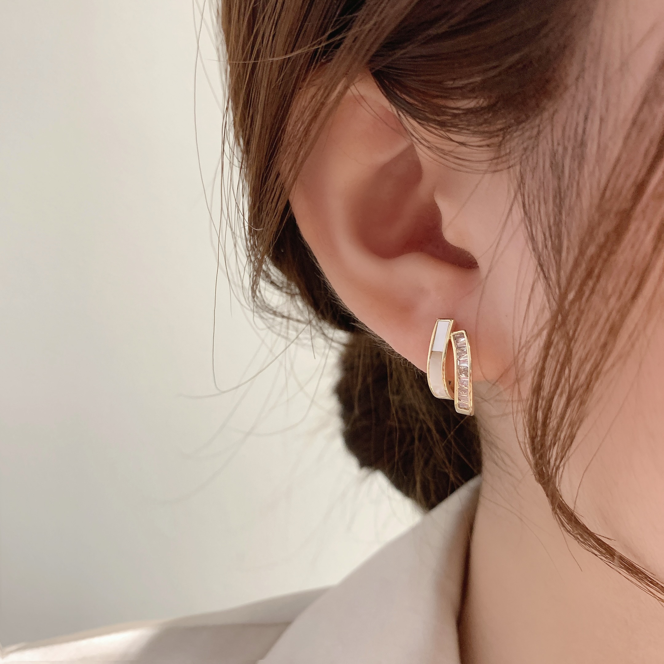 Shell double-layer earrings women's summer niche simple sterling silver earrings South Korea Dongdaemun high-end sense earrings earrings earrings