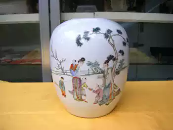 Ancient porcelain collection * Republic of China porcelain painting famous Gong Xingchang painting talented woman winter melon pot (bag really old)