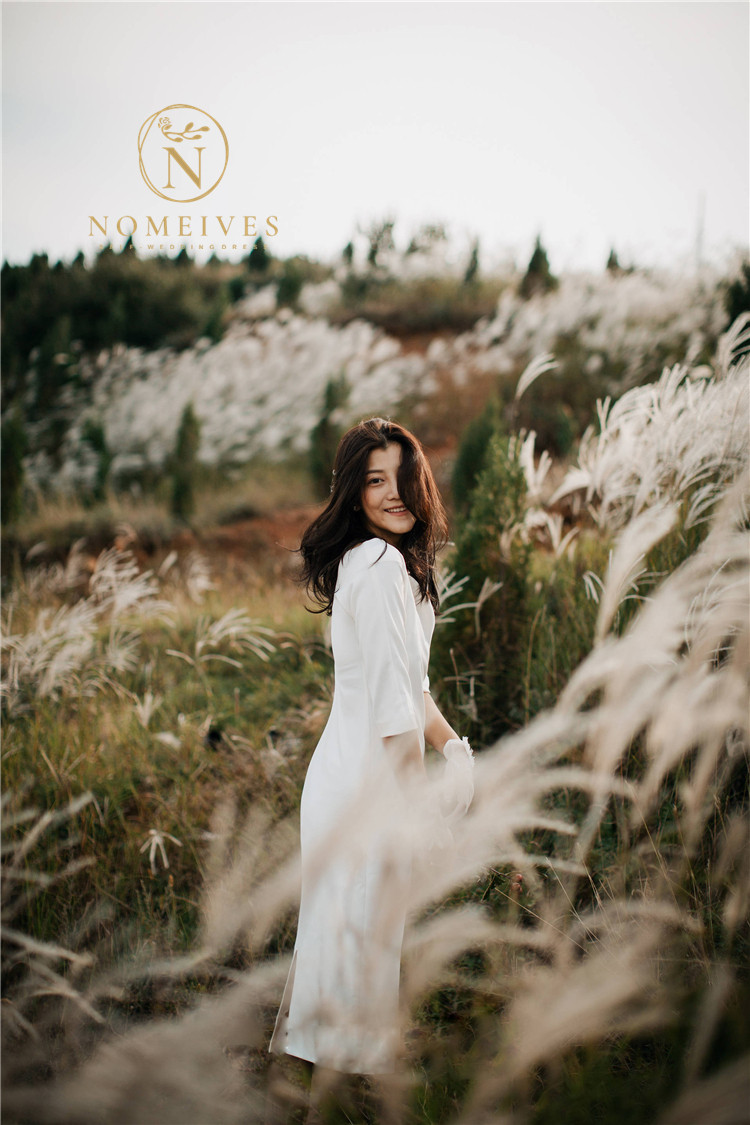 (Whistleblower) Original new French style retro foreign dress minimalist Hostel Wedding Dress Wedding wedding wedding dress