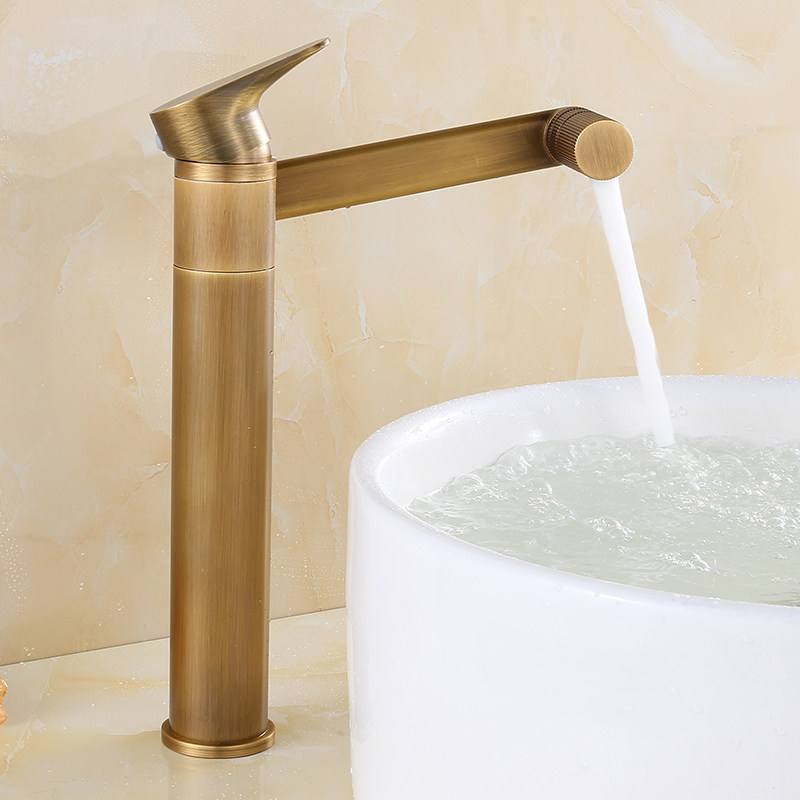 �����¹�ȫͭ��������ˮ��ͷ����è