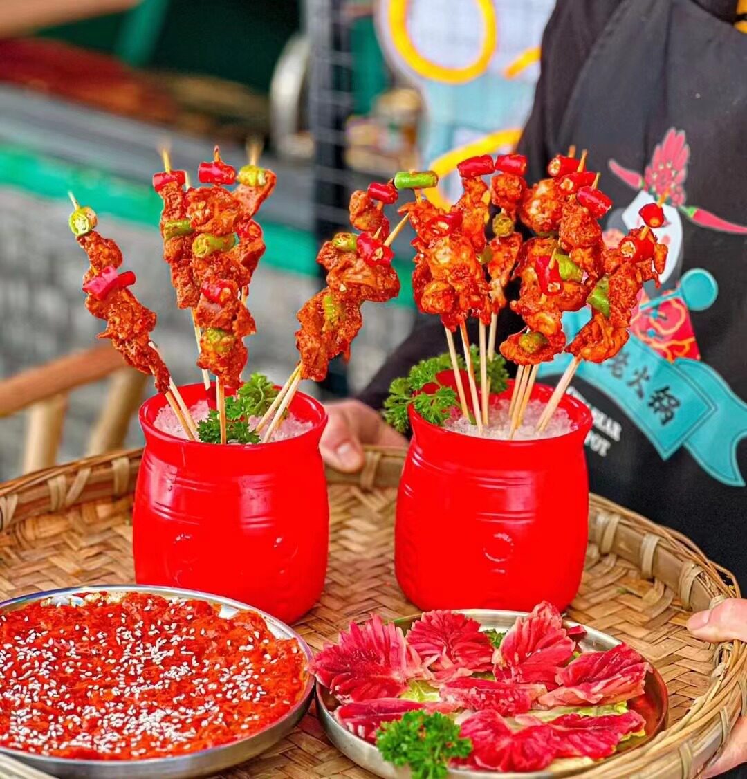 String of Strings Incense Hot Pot Small County Liver Sign Jar Bamboo Stick Chopsticks Canister Bull ribs Jar Creative City Well Hotpot Cutlery-Taobao