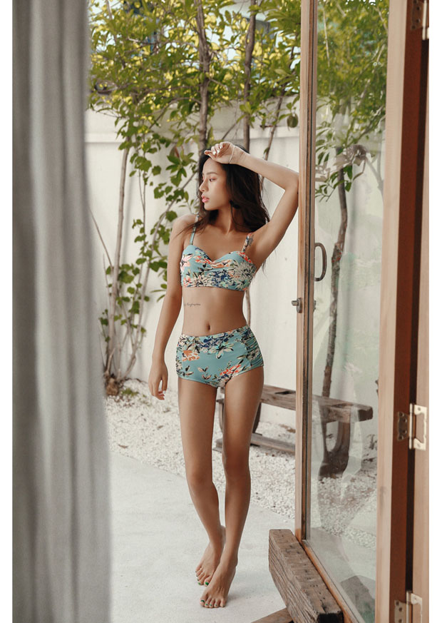Haijia xanh nóng mùa xuân che bụng gợi cảm kỳ nghỉ chia tay áo tắm nhỏ ngực mỏng mảnh mai ngực lớn tập hợp đồ bơi - Bộ đồ bơi hai mảnh 	bikini 2 mảnh màu trắng	