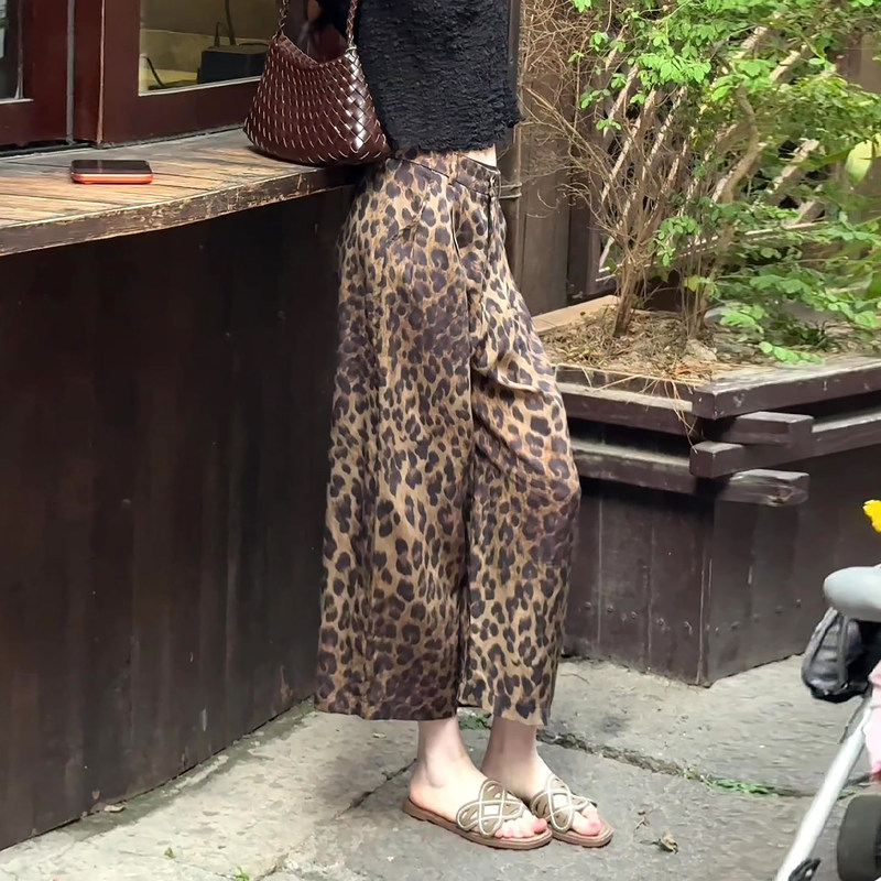 American-Style Leopard Print Wide-Leg Pants for Women, Summer Thin High-Waisted Commuter Style Tencel Linen Cropped Pants for Petite Women, Casual Pants American-Style Leopard Print Wide-Leg Pants for Women, Summer Thin High-Waisted Commuter Style Tencel Linen Cropped Pants for Petite Women, Casual Pants