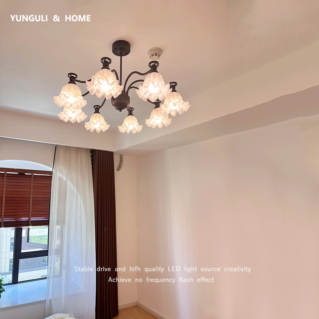 American Retro Living Room Chandelier, Simple Mid-Century Style Main Bedroom Lamp, French Romantic Lily of the Valley Flower Room Bedroom Lamp