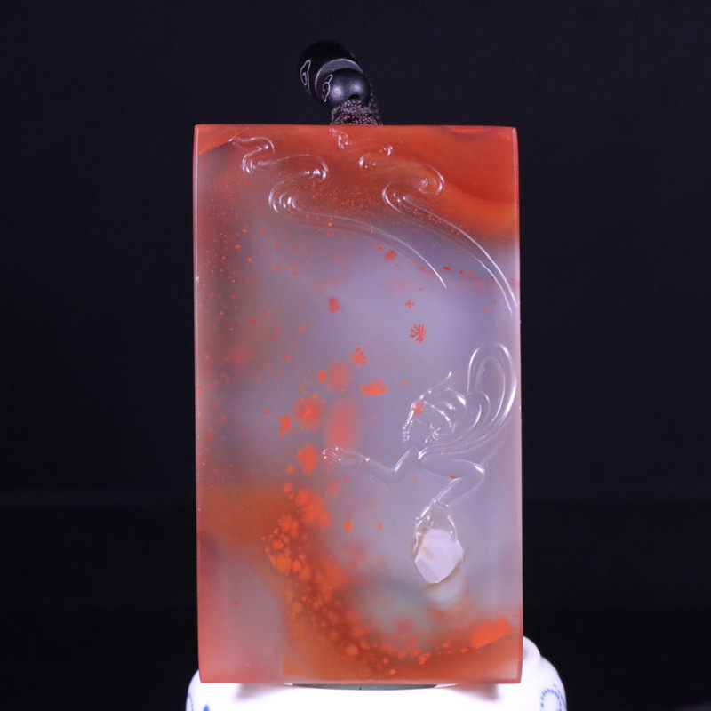 Nonghongji Liangshan natural raw ore Nanhong agate nine mouth ice floating material Tiannv scattered flower agate hanging identification certificate