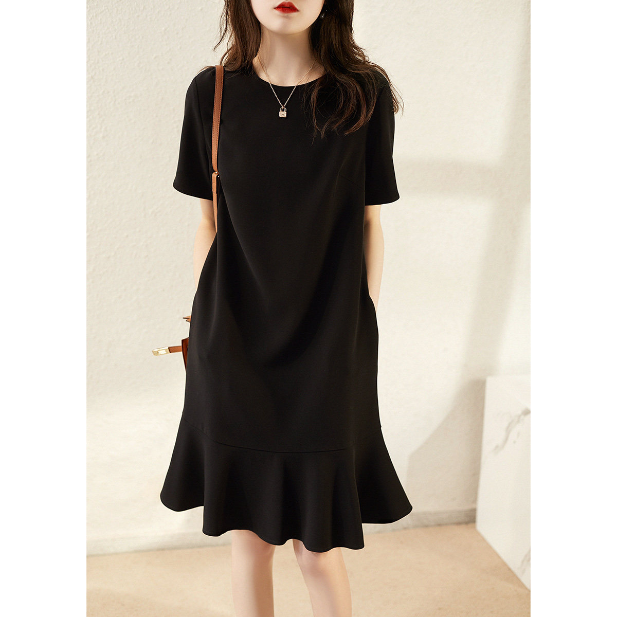 のQZI480206MG] Heavy recommendation French modern CHIC high quality triacetic acid fishtail little black dress