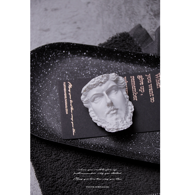 Ins Nordic style home magnetic refrigerator magnets creative Alexander art refrigerator magnets home decoration ornaments