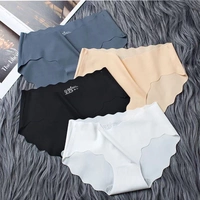 Серый + цвет кожи + черный + белый