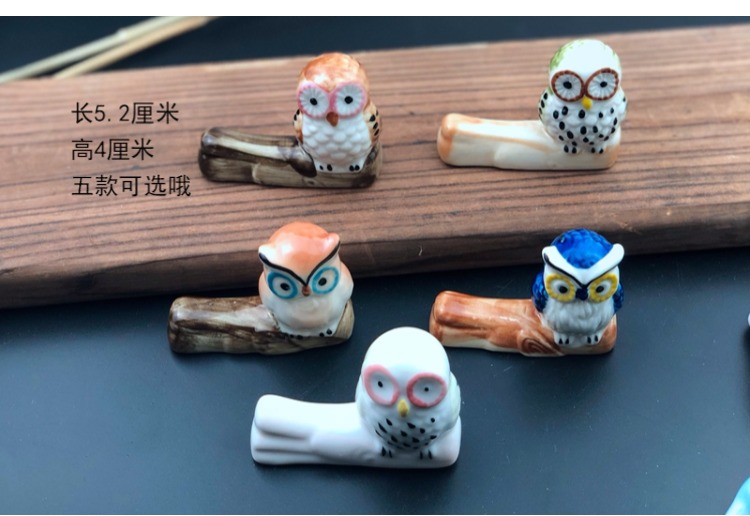 Đũa gốm đũa đũa gối sáng tạo hộ gia đình bộ đồ dễ thương cú năm đồ trang trí tùy chọn đồ trang trí những điều nhỏ khay đựng đồ ăn