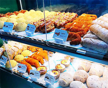 Shanghai Net red tea lakeside shop all kinds of bread soft European bag