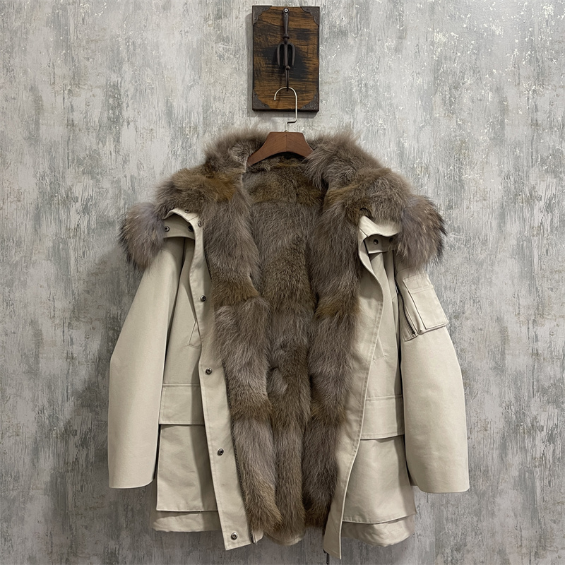 Glacier Parka with Two-Tone Raccoon Fur Large Fur Collar, Detachable Canadian Wolf Fur Lining, Thickened with Goose down and Fur Glacier Parka with Two-Tone Raccoon Fur Large Fur Collar, Detachable Canadian Wolf Fur Lining, Thickened with Goose down and Fur