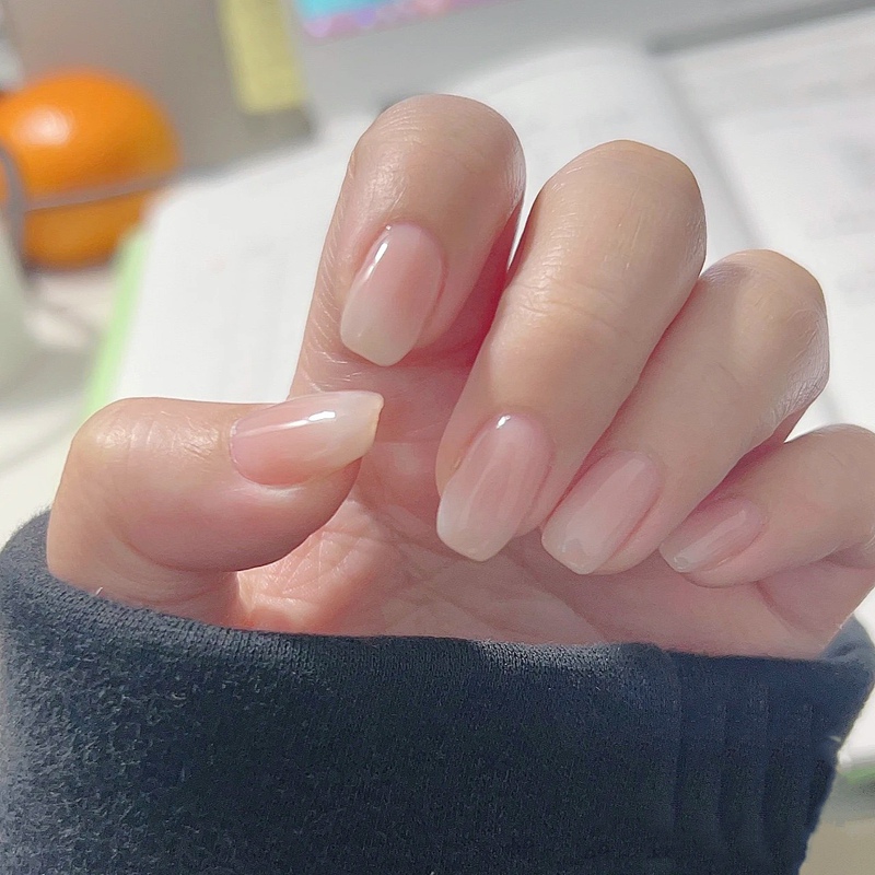 Finished Nail Patches in Natural Nude Color, Short Style, Wearable Nails, Natural Solid Color Fake Nails, Long-Lasting and Removable