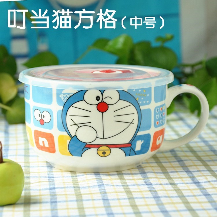 Large domestic capacity of portable bento lunch box office worker bowl with cover with iron and ceramic bowl against