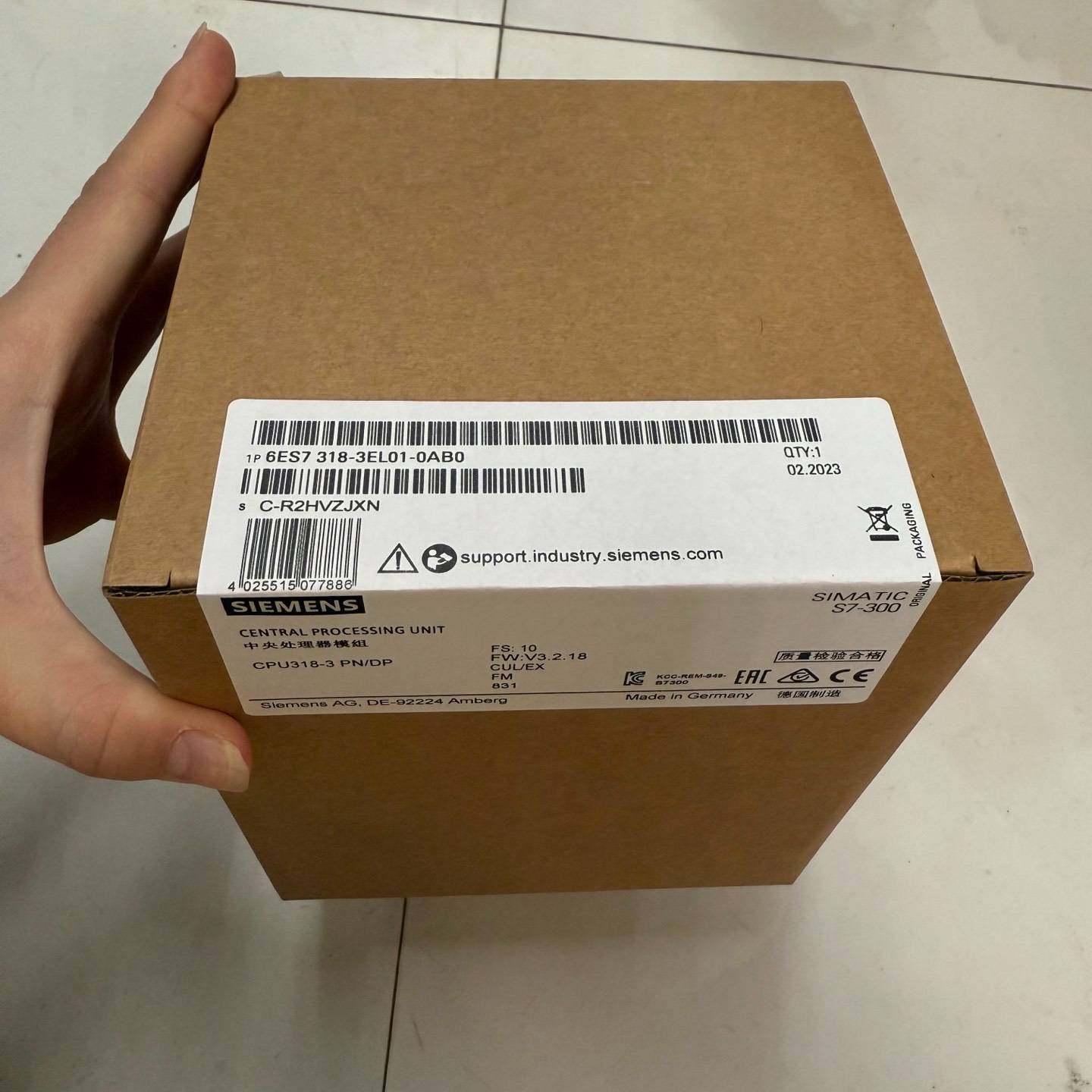 Negotiate the Price for 6Es7318-3El01-00S7-300Cpu