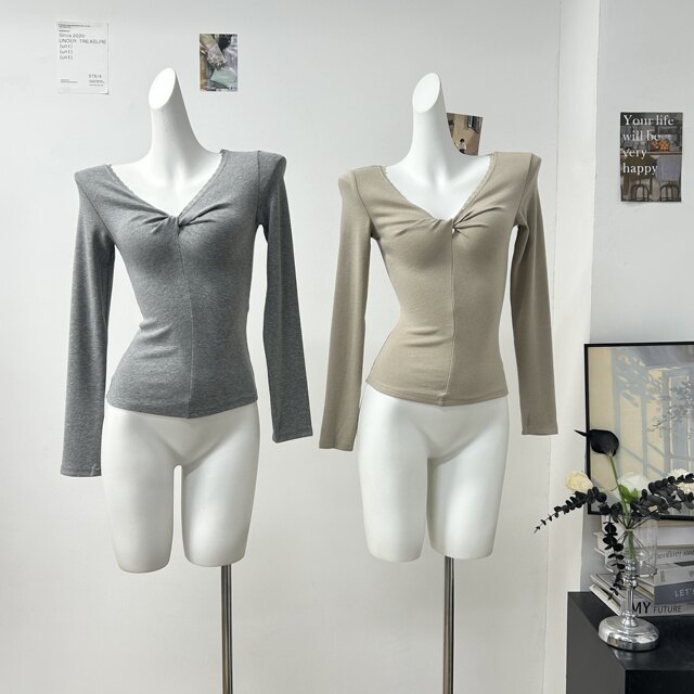 Lin Xiaxia's Heartbeat Diary' Versatile Slimming Lace-Trimmed Inner Wear Women's Designer Twist-Knot Base Shirt Top