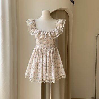 Lin Xiasha Square-Neck Floral Dress for Women 2025 Spring New Style Pure Desire A-Line Dress with Gentle Temperament