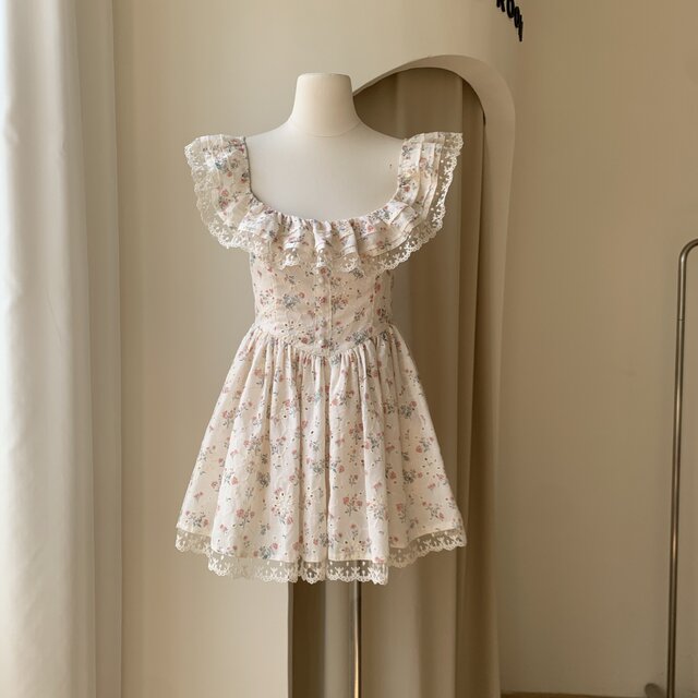 Lin Xiasha Square-Neck Floral Dress for Women 2025 Spring New Style Pure Desire A-Line Dress with Gentle Temperament