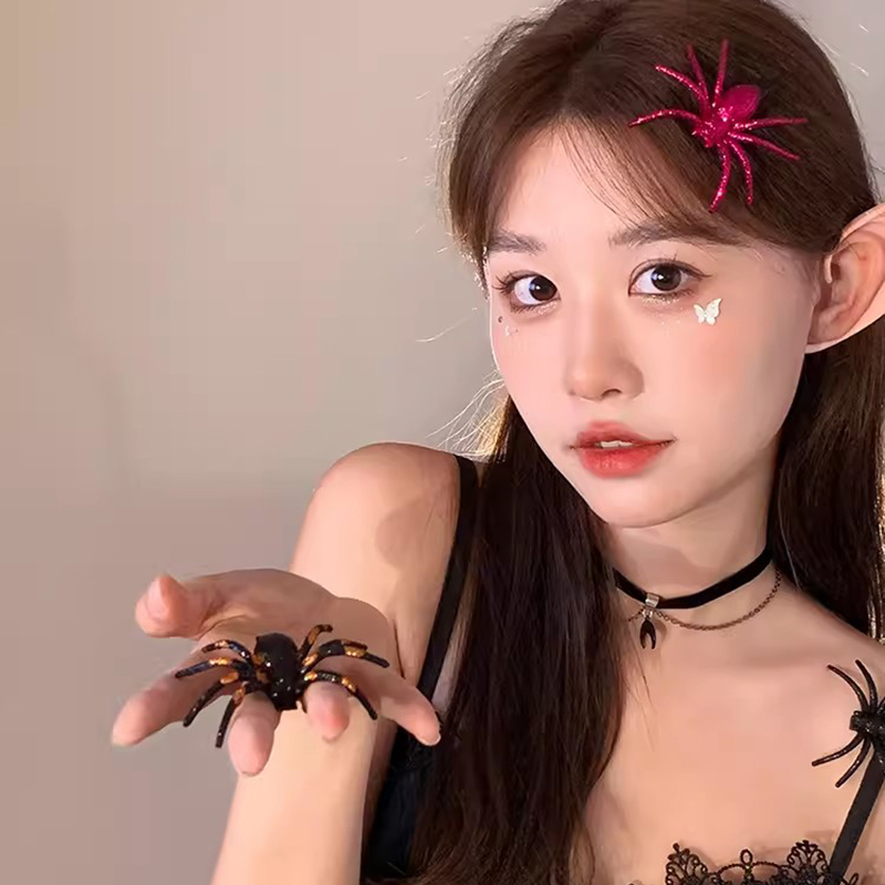 Halloween Cute Glitter Spider Hair Clip Cartoon Quirky Prank Side Clip Headwear Dark Style Cosplay Photo Prop Halloween Cute Glitter Spider Hair Clip Cartoon Quirky Prank Side Clip Headwear Dark Style Cosplay Photo Prop