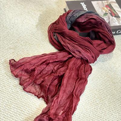 YIMIAN's light, thin, pleated, two-color, artistic, four-season, pastoral, refreshing and versatile casual scarf