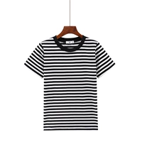 Взрослые черно -белые полоски доступны