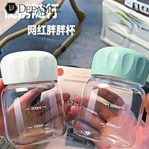 Portable internet celebrity fan high borosilicate glass brewing shaker cup high temperature resistant cute fat cup oatmeal divided milk cup